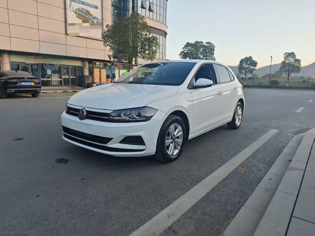 2023 Volkswagen Polo 1.5L 113HP L4 6AT