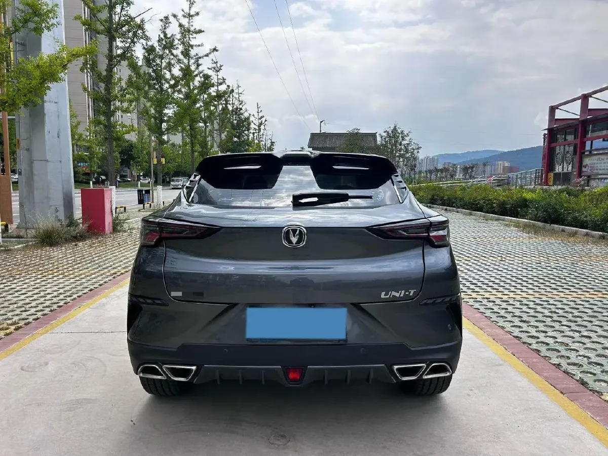 2020 ChangAn UNI-T 1.5T 180HP L4 7DCT,autocango,china used car exporter,china ev exporter,chinese used car exporter,chinese used ev exporter