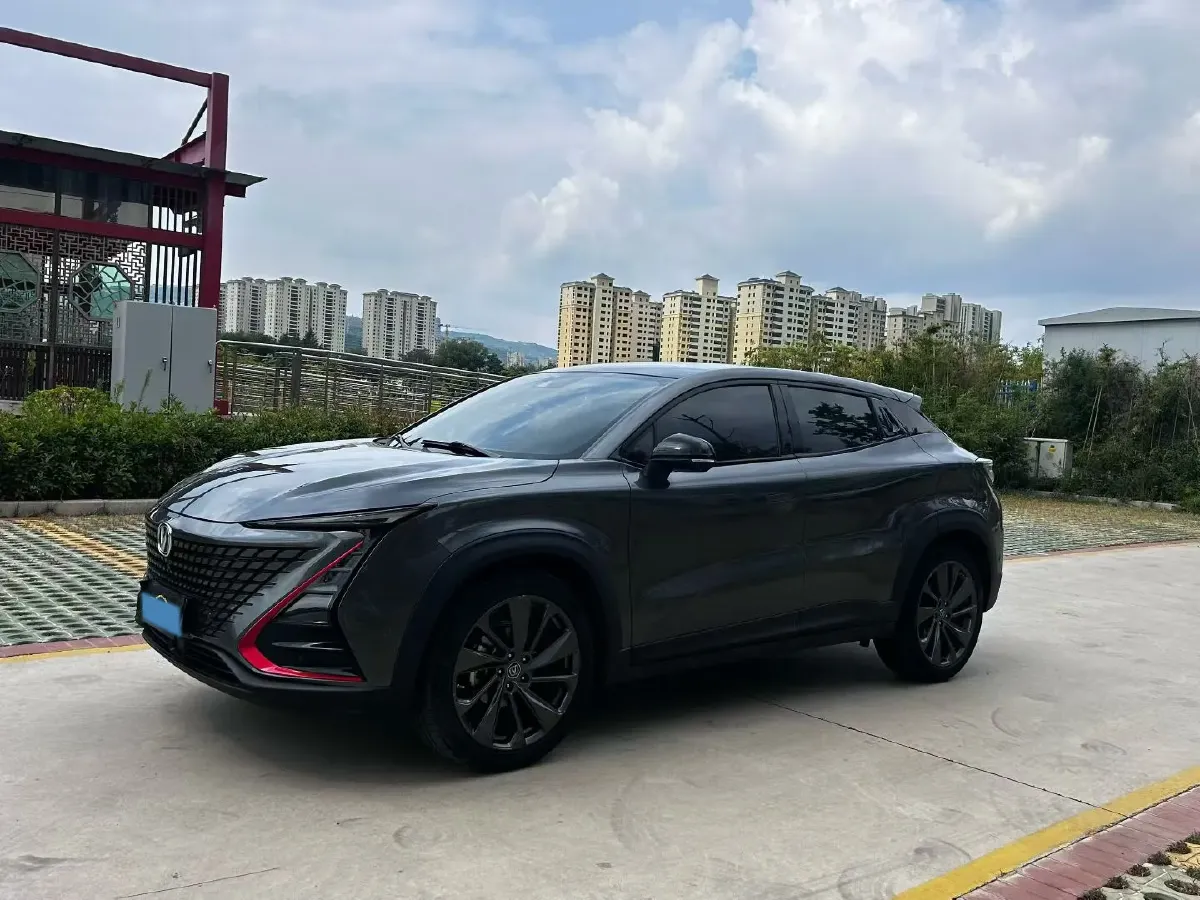 2020 ChangAn UNI-T 1.5T 180HP L4 7DCT,autocango,china used car exporter,china ev exporter,chinese used car exporter,chinese used ev exporter