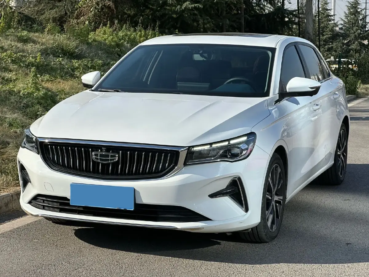 2022 Geely Emgrand 1.5L 114HP L4 CVT