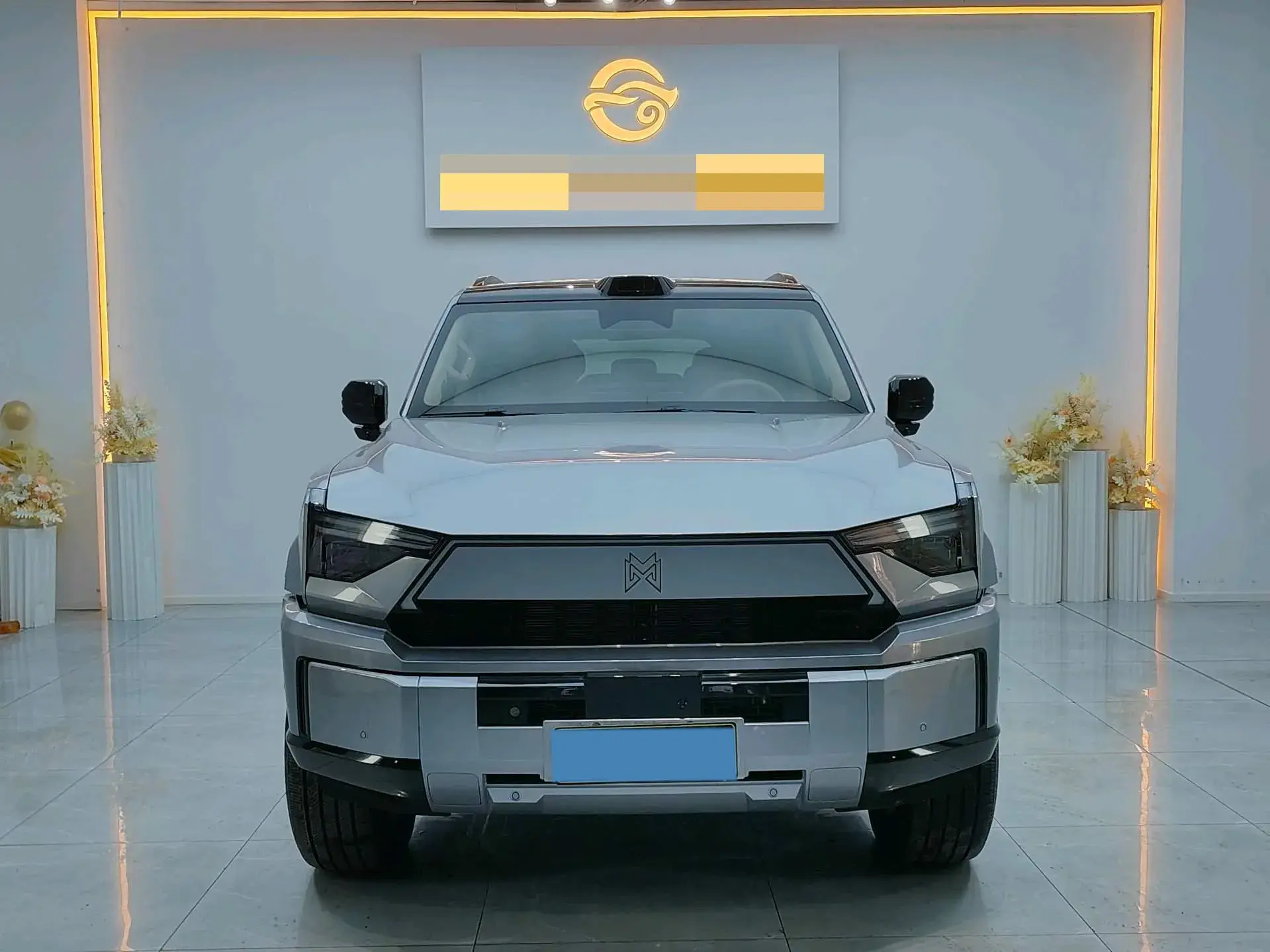 2025 BMW 3 thumbnail 2