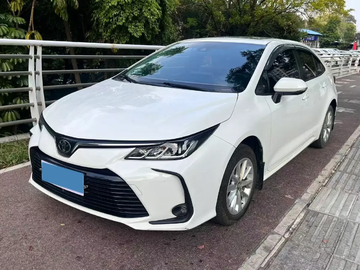 2021 Toyota Corolla 1.2T 116HP L4 CVT