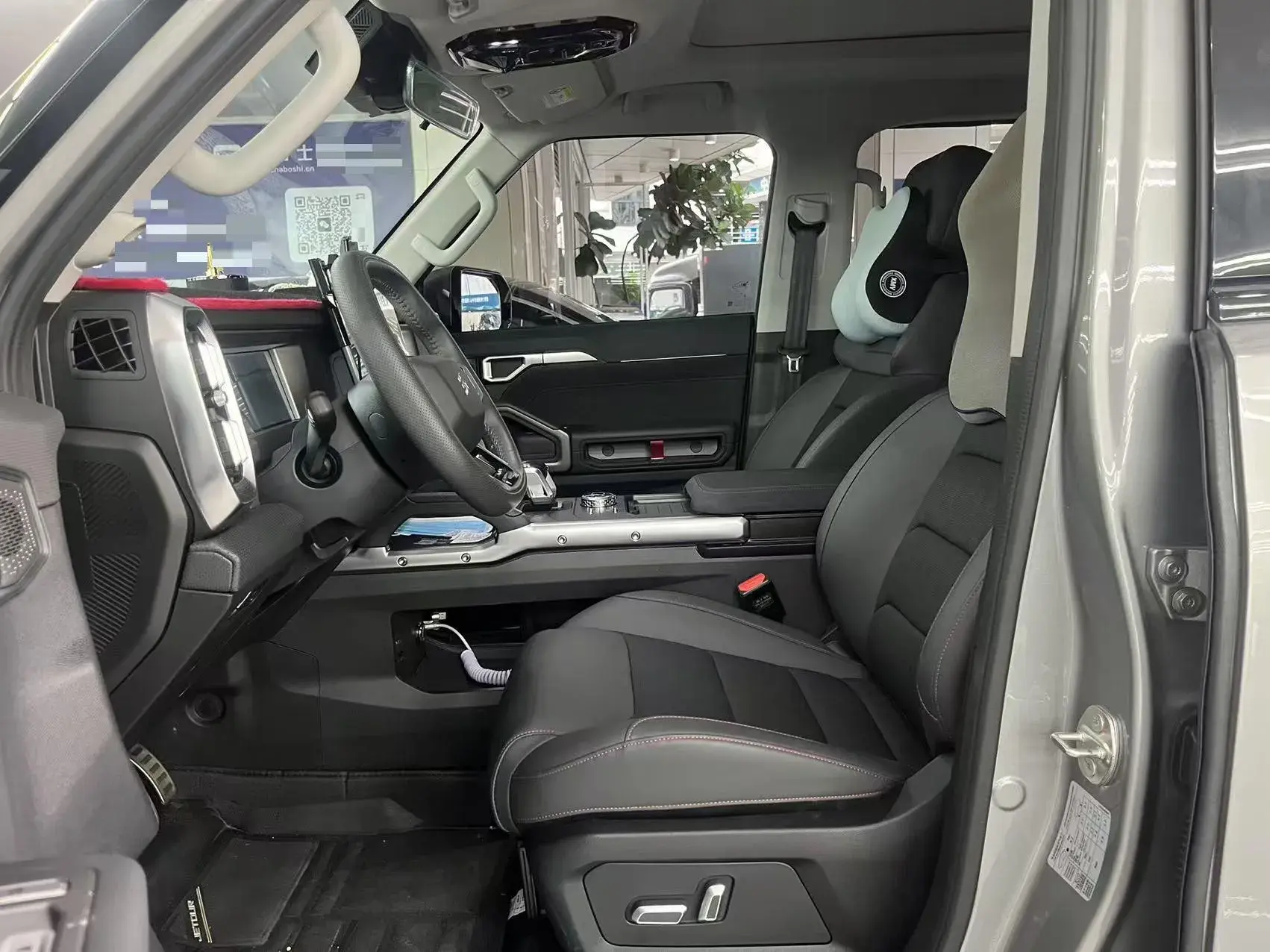 2024 JETOUR SHANHAI thumbnail 3