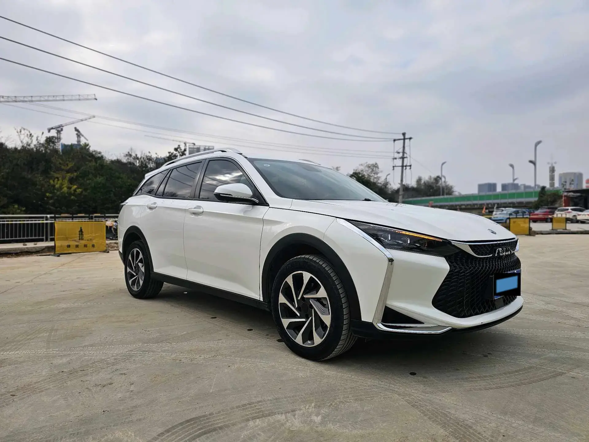 2021 DONGFENG AEOLUS thumbnail 3