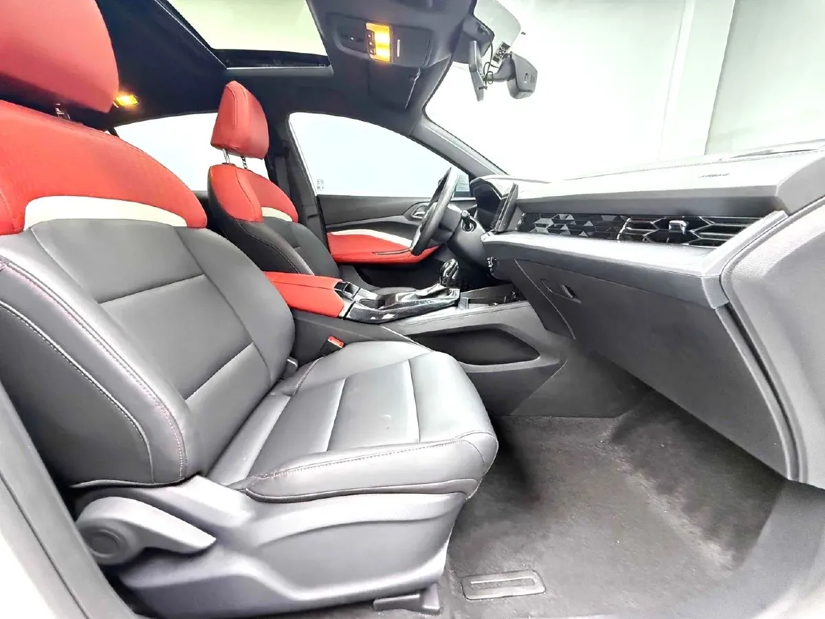 2022 MG 5 1.5L 120HP L4 CVT,autocango,china used car exporter,china ev exporter,chinese used car exporter,chinese used ev exporter