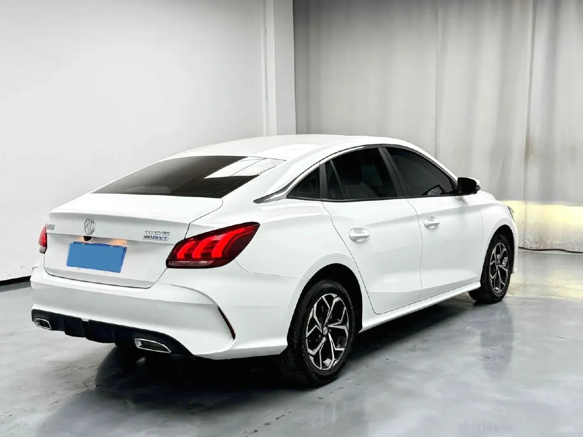 2022 MG 5 1.5L 120HP L4 CVT,autocango,china used car exporter,china ev exporter,chinese used car exporter,chinese used ev exporter