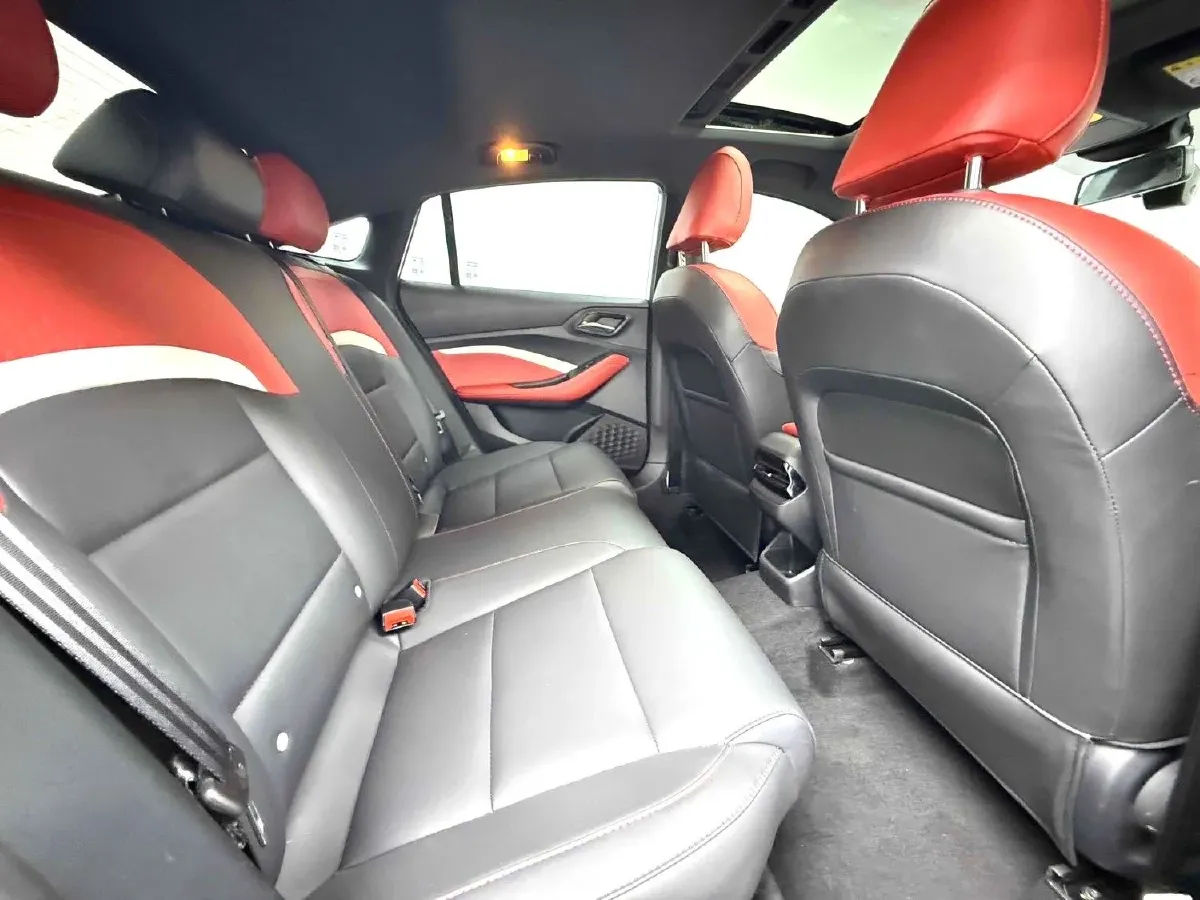 2022 MG 5 1.5L 120HP L4 CVT,autocango,china used car exporter,china ev exporter,chinese used car exporter,chinese used ev exporter