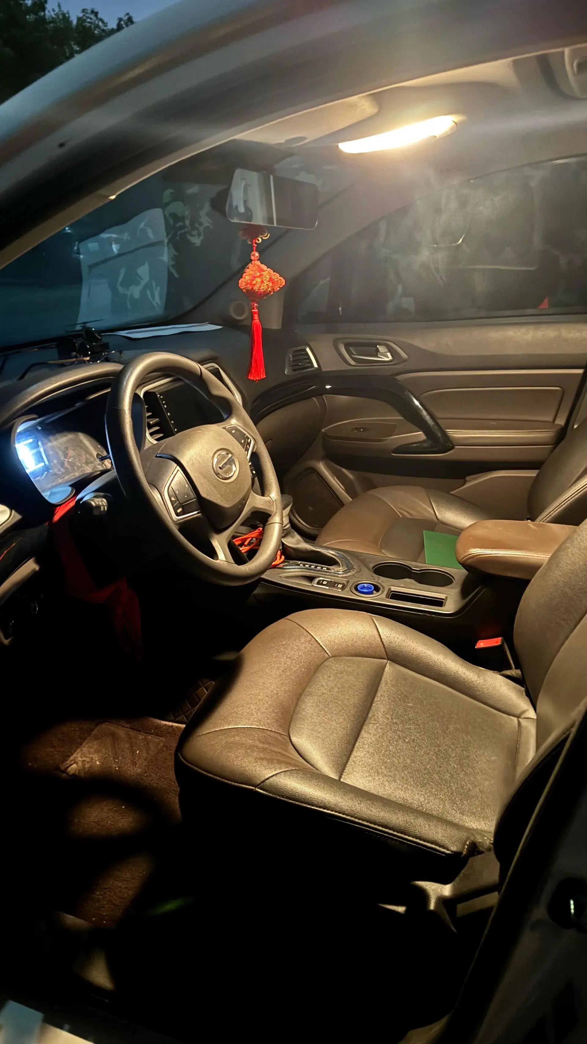 2017 GAC TRUMPCHI thumbnail 3