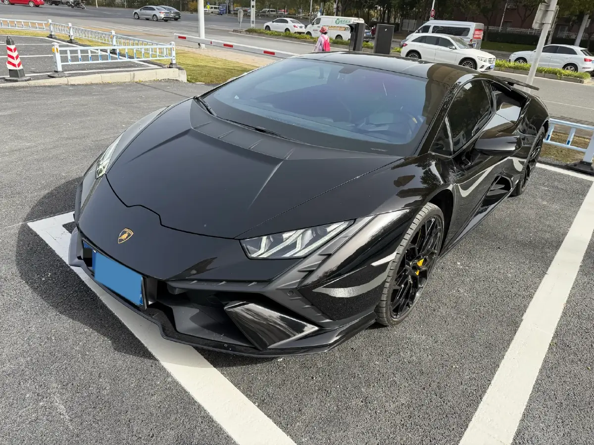 2023 Lamborghini Huracán 5.2L 640HP V10 7DCT