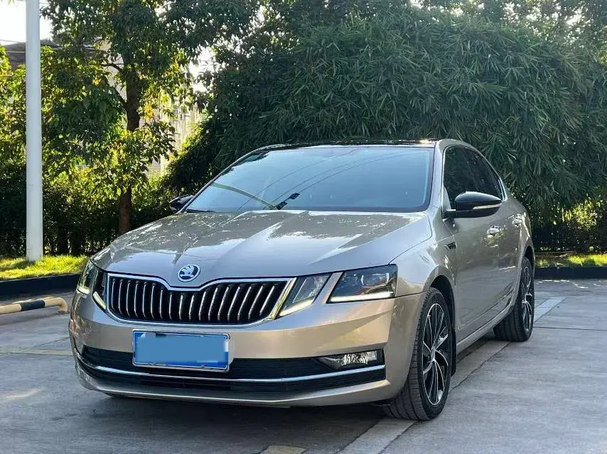 2018 Skoda Octavia 1.4T 150HP L4 7DCT