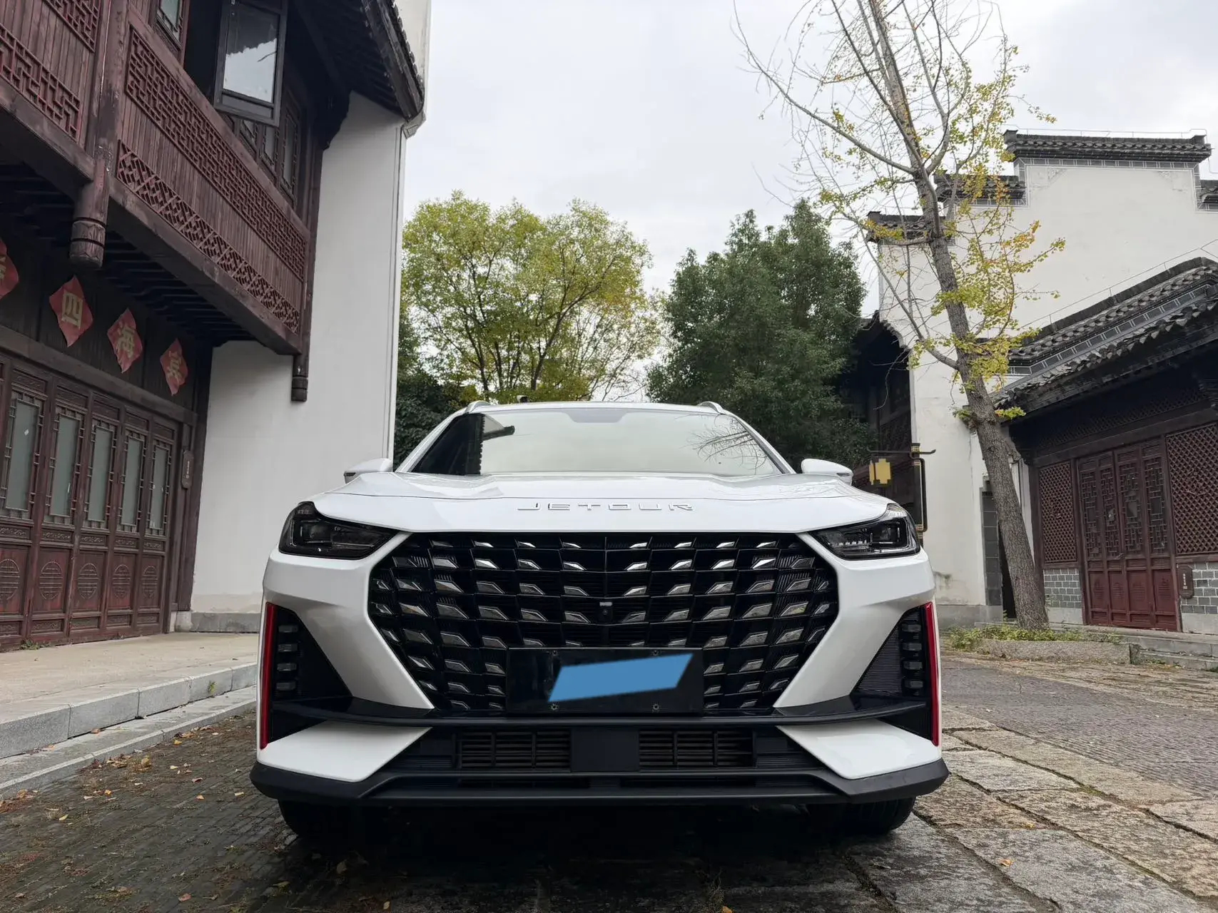 2023 JETOUR X70 thumbnail 2