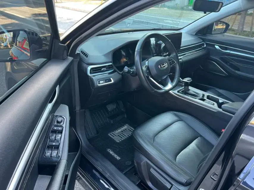 2022 GEELY EMGRAND thumbnail 4