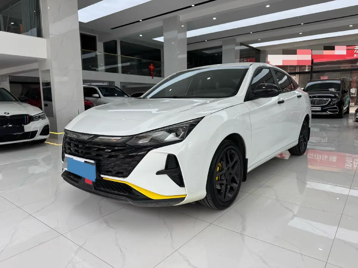 2023 DongFeng Aeolus YiXuan 1.5T 197HP L4 6DCT