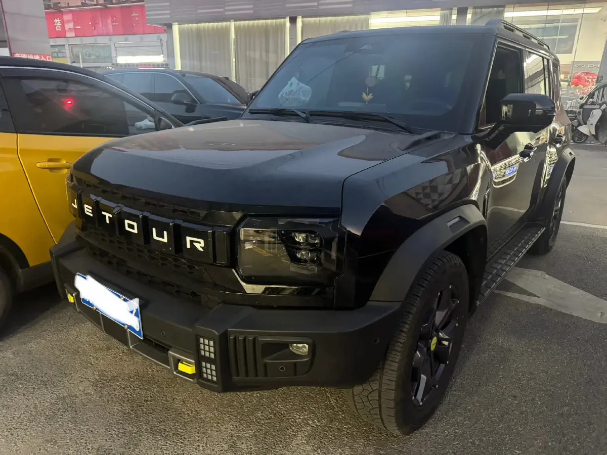 2023 Jetour Traveller 2.0T 254HP L4 7DCT