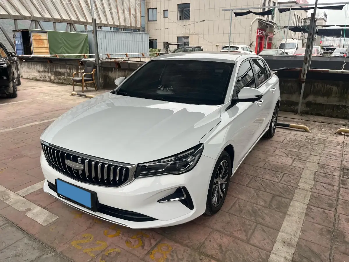 2025 Geely Emgrand 1.5L 127HP L4 CVT