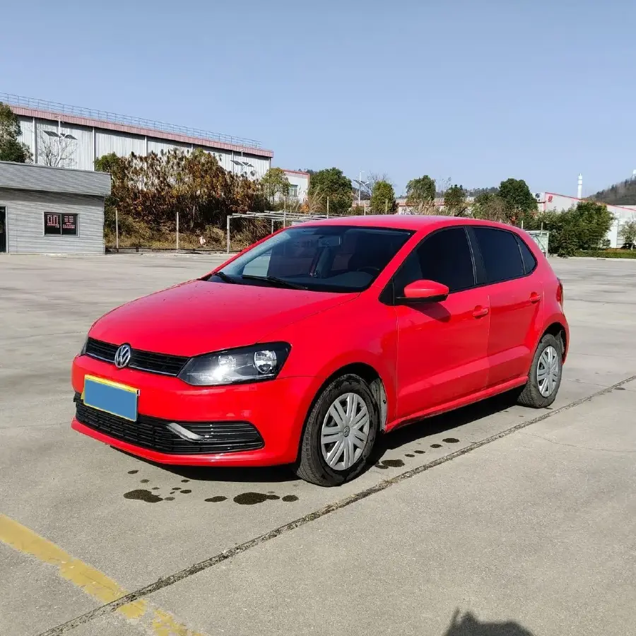 2016 Volkswagen Polo 1.4L 90HP L4 6AT
