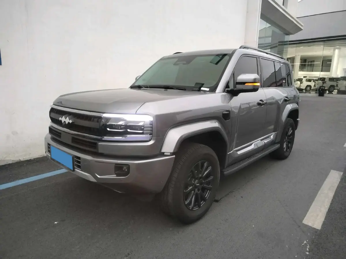 2025 FangChengBao Bao 5 1.5T 194HP L4 E-CVT PHEV 31.8KWH