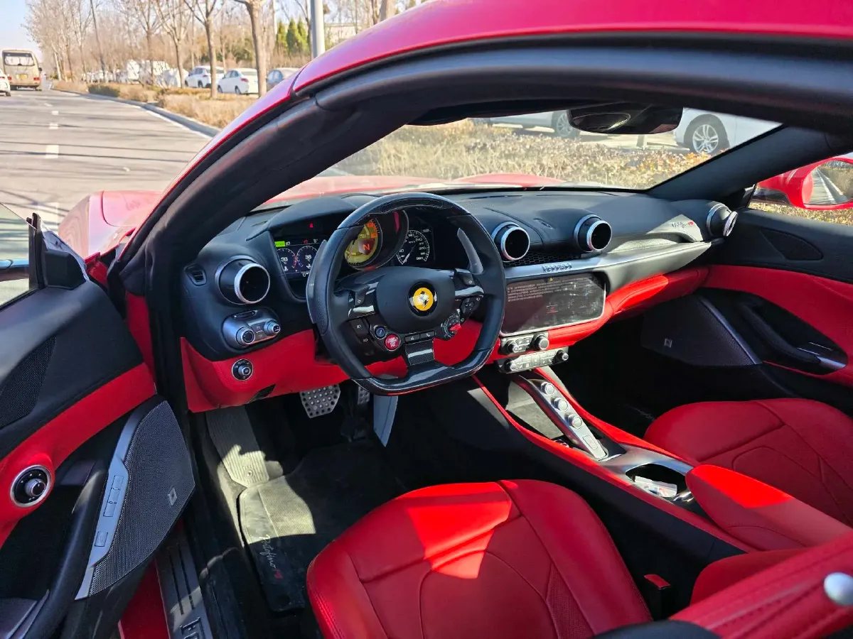 2021 Ferrari Portofino 3.9T 620HP V8 8DCT,autocango,china used car exporter,china ev exporter,chinese used car exporter,chinese used ev exporter