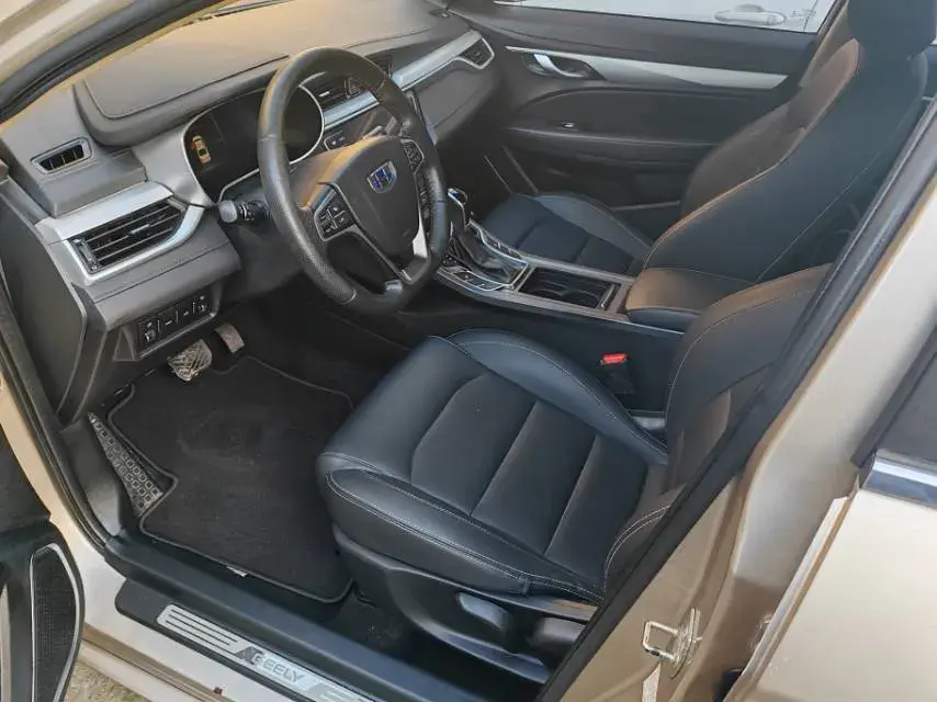 2018 GEELY EMGRAND thumbnail 4