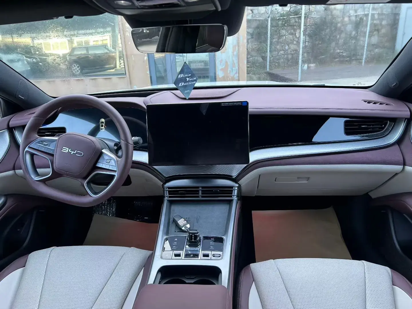 2025 BYD SEAL07 thumbnail 3