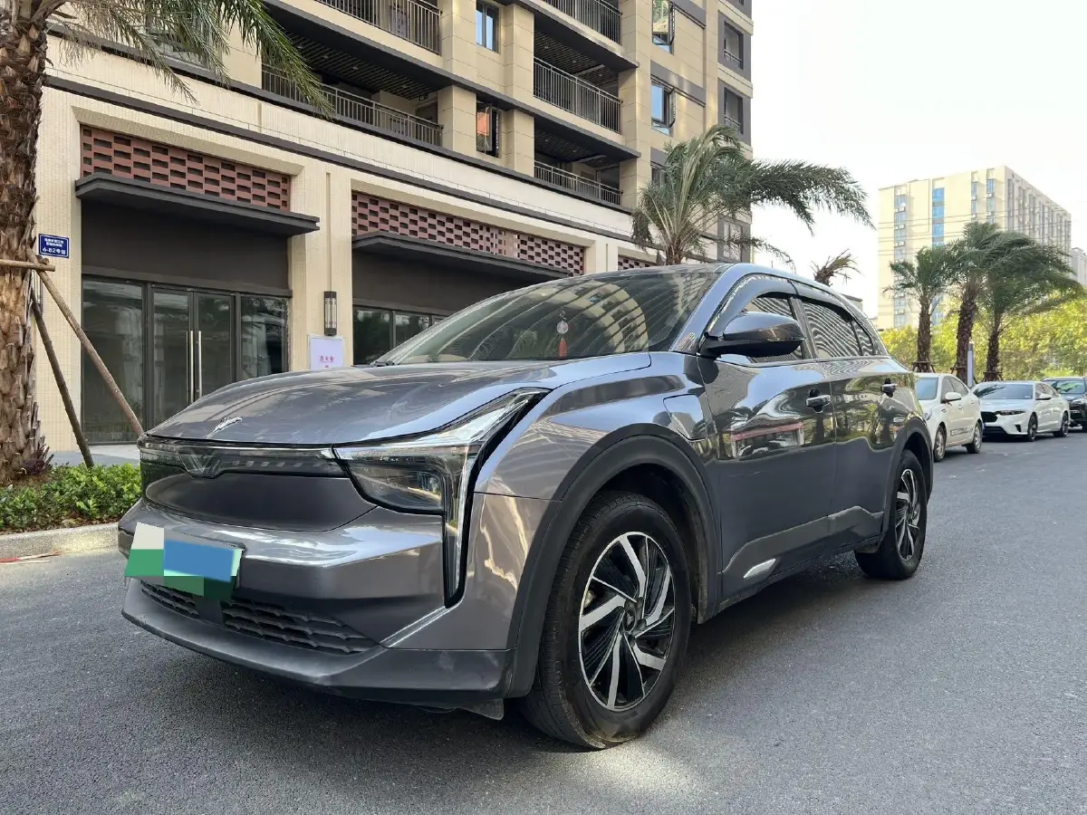 2022 Venucia Grand V 1.5T 190HP L4 7DCT