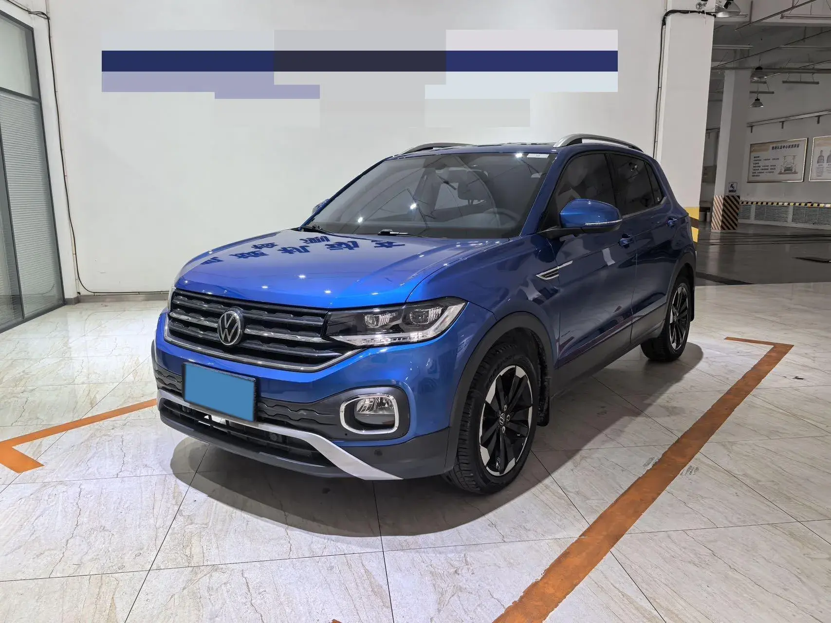 2021 VOLKSWAGEN TACQUA view 1