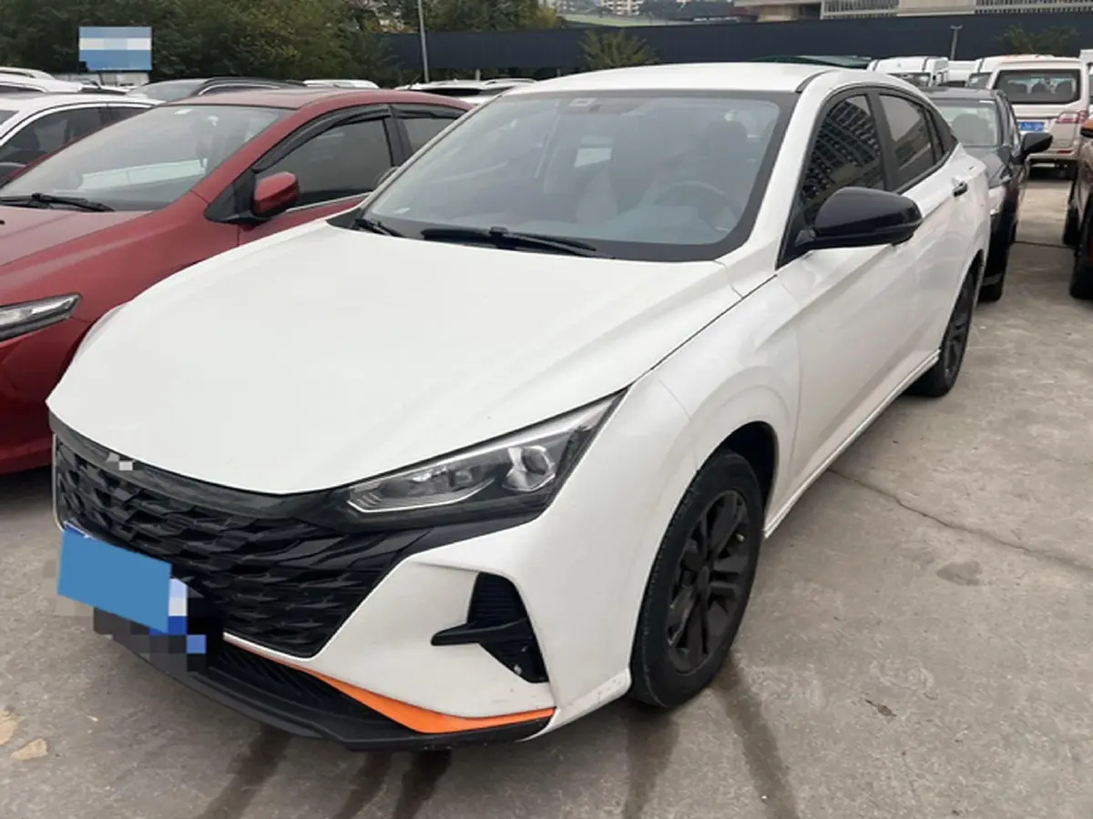 2023 DongFeng Aeolus YiXuan 1.5L 125HP L4 6DCT