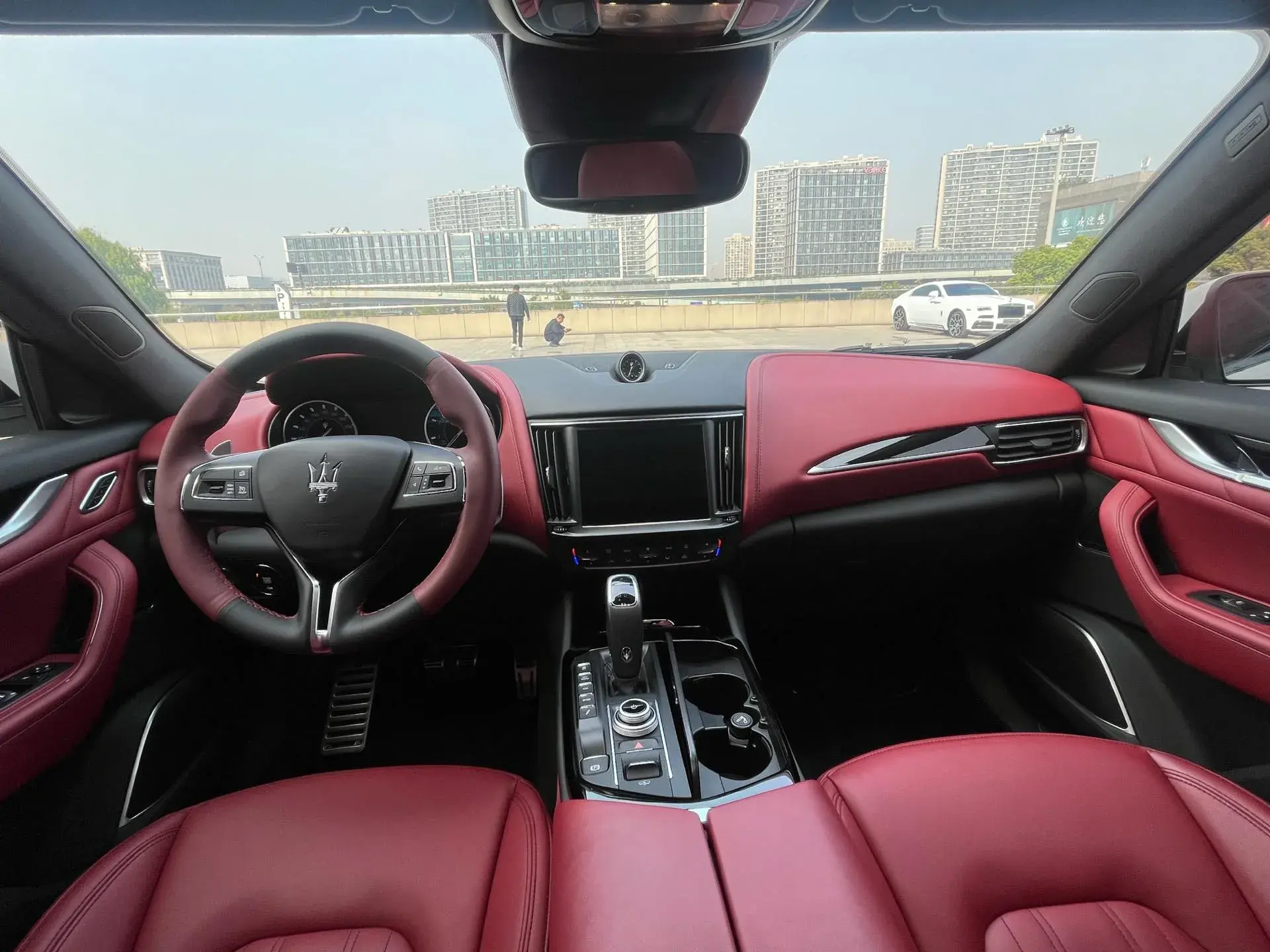 2021 MASERATI LEVANTE thumbnail 4