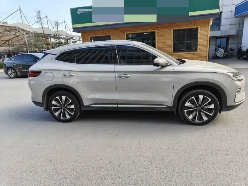 2025 BYD SONG thumbnail 4