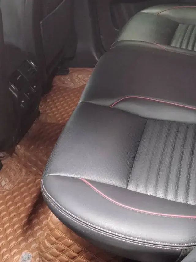 2020 LAND ROVER thumbnail 4