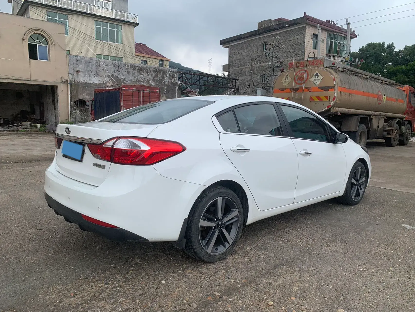 2016 KIA K3 thumbnail 4