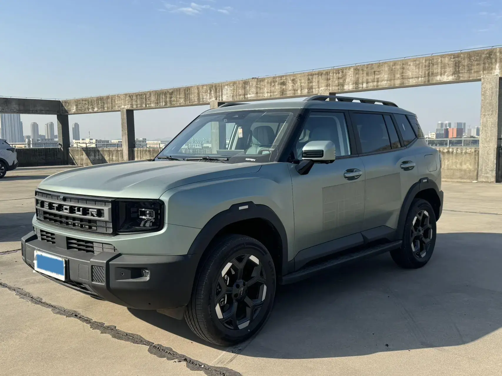 2025 JETOUR TRAVELLER view 1