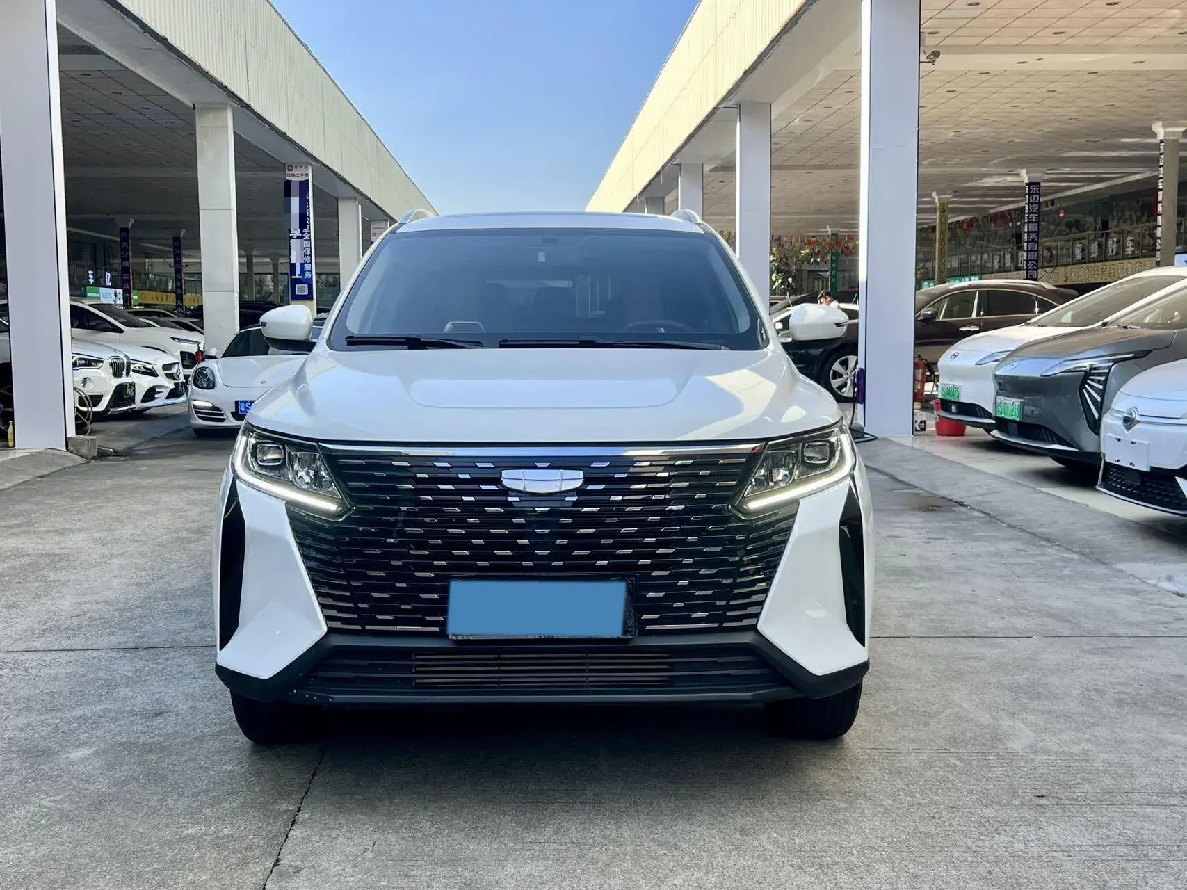 2024 GEELY OKAVANGOPRO thumbnail 2