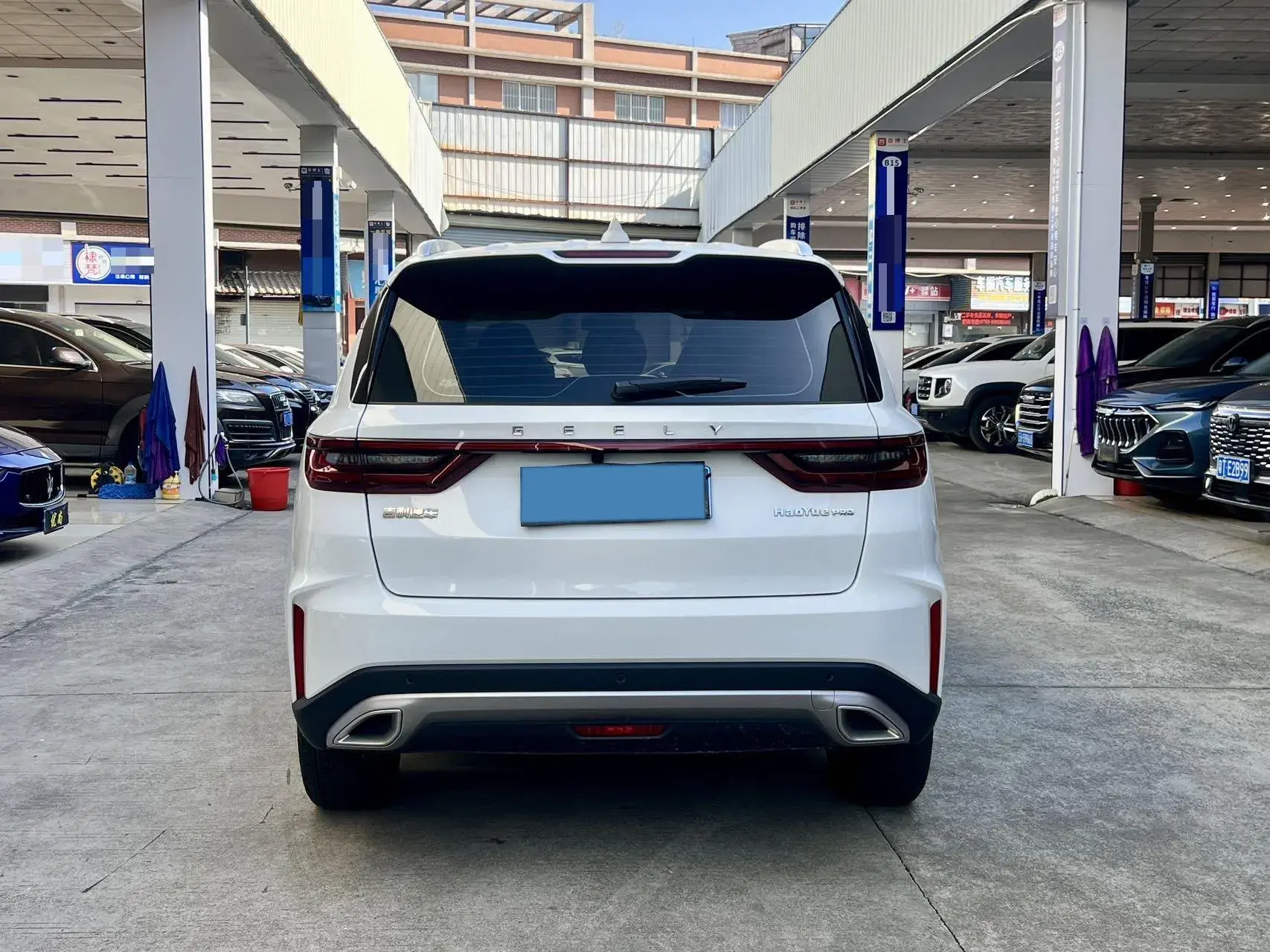 2024 GEELY OKAVANGOPRO thumbnail 4