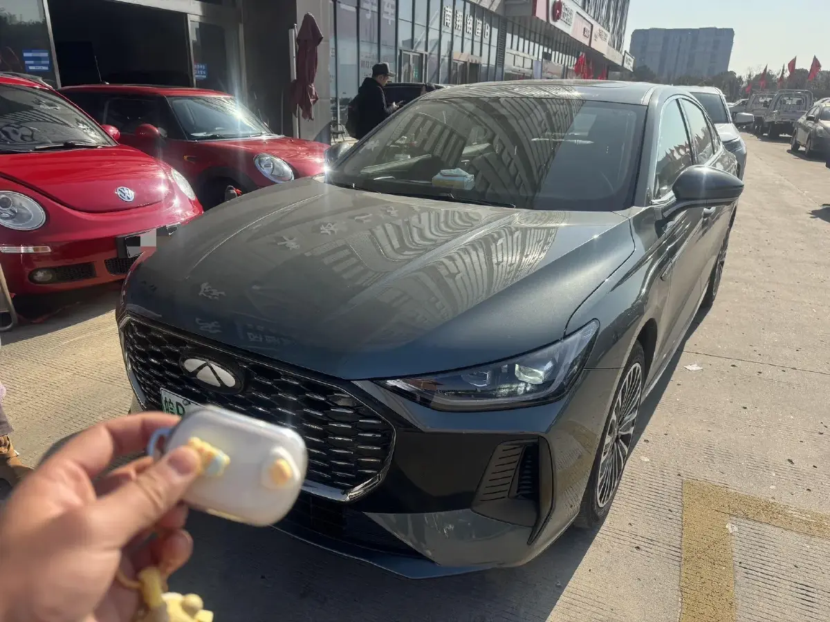 2025 Fulwin FulwinA8L 1.5T 156HP L4 1DHT PHEV 18.67KWH