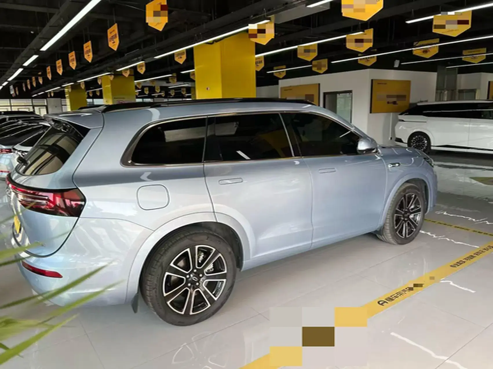 2024 AITO AITO thumbnail 3