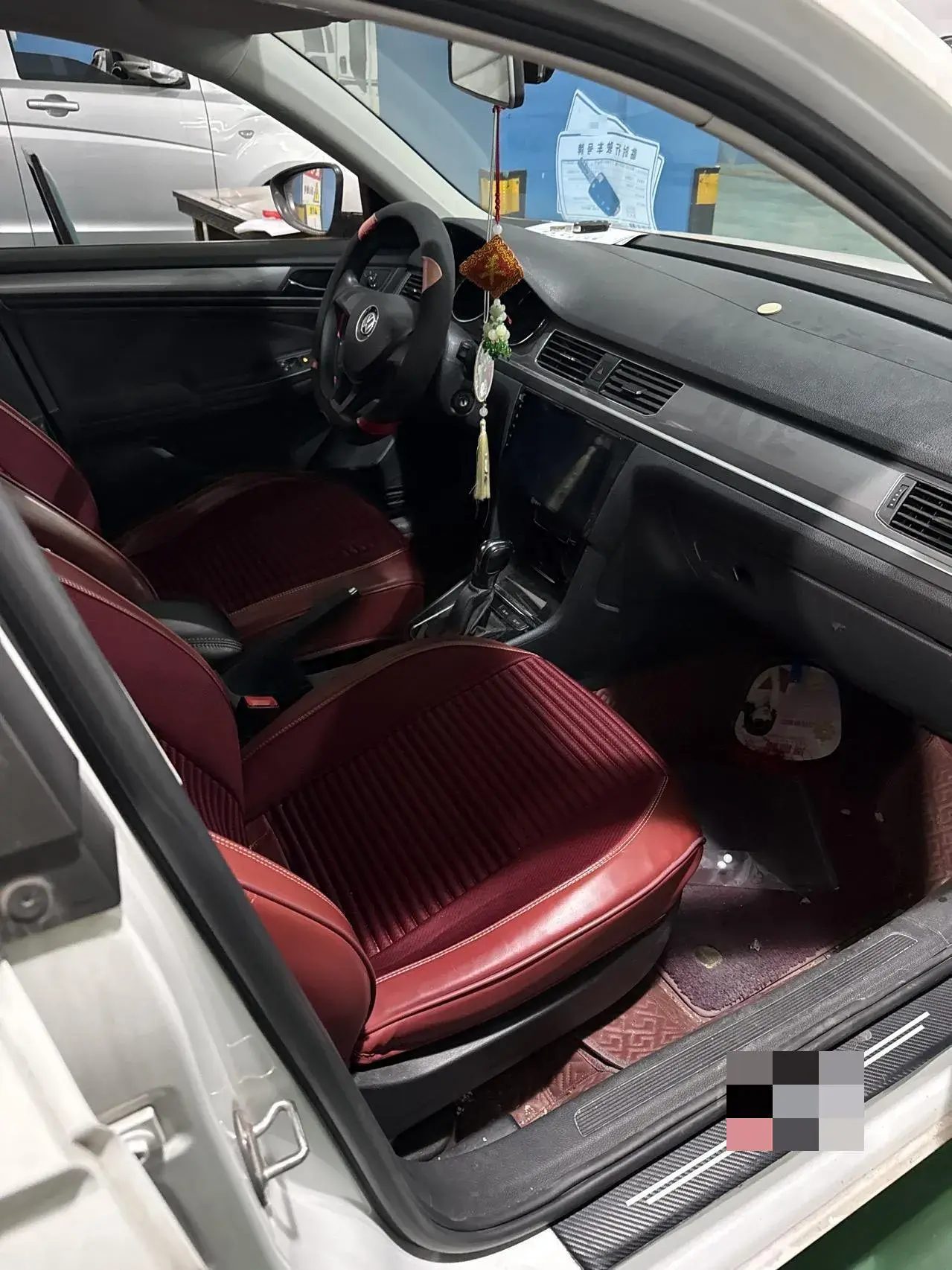 2019 VOLKSWAGEN BORA thumbnail 4