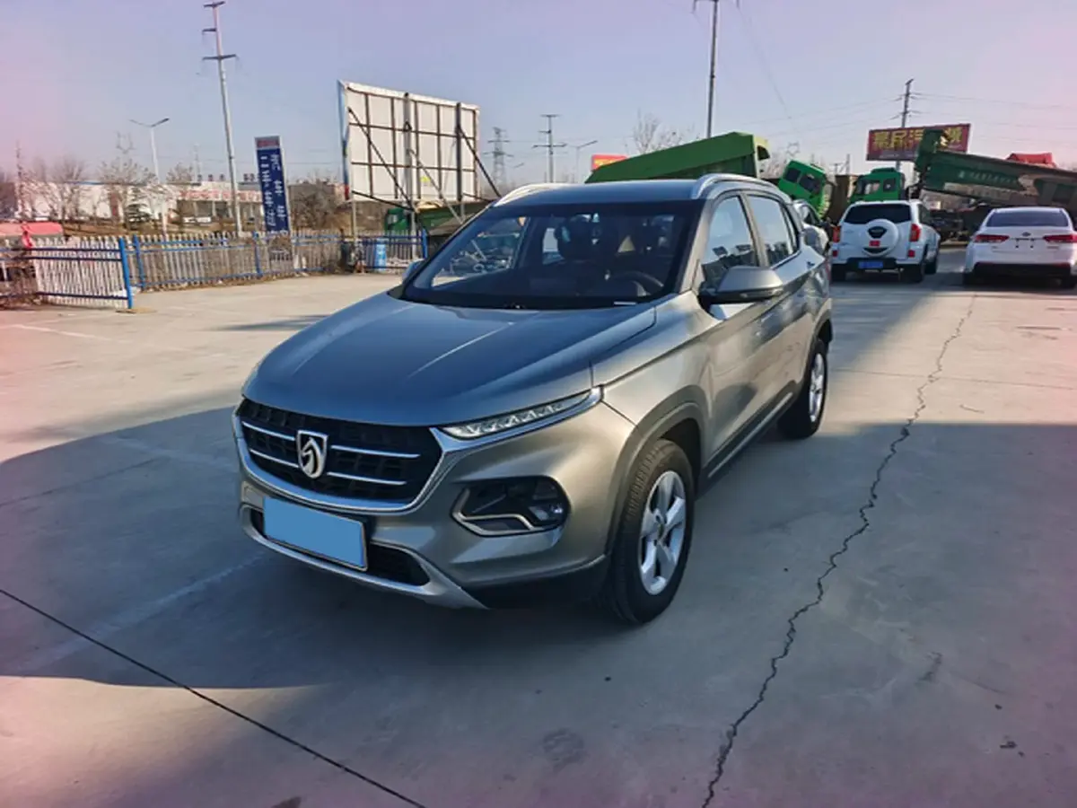 2017 BaoJun 310W 1.5L 105HP L4 6MT