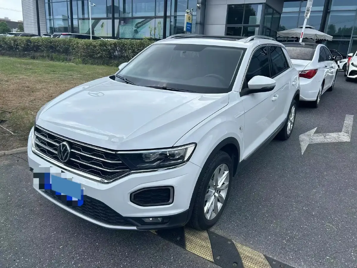 2022 Volkswagen T-Roc 1.4T 150HP L4 7DCT