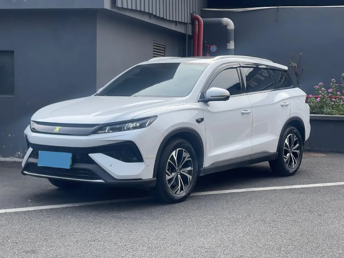 2025 BYD Song Pro 1.5L 101HP L4 E-CVT PHEV 18.3KWH