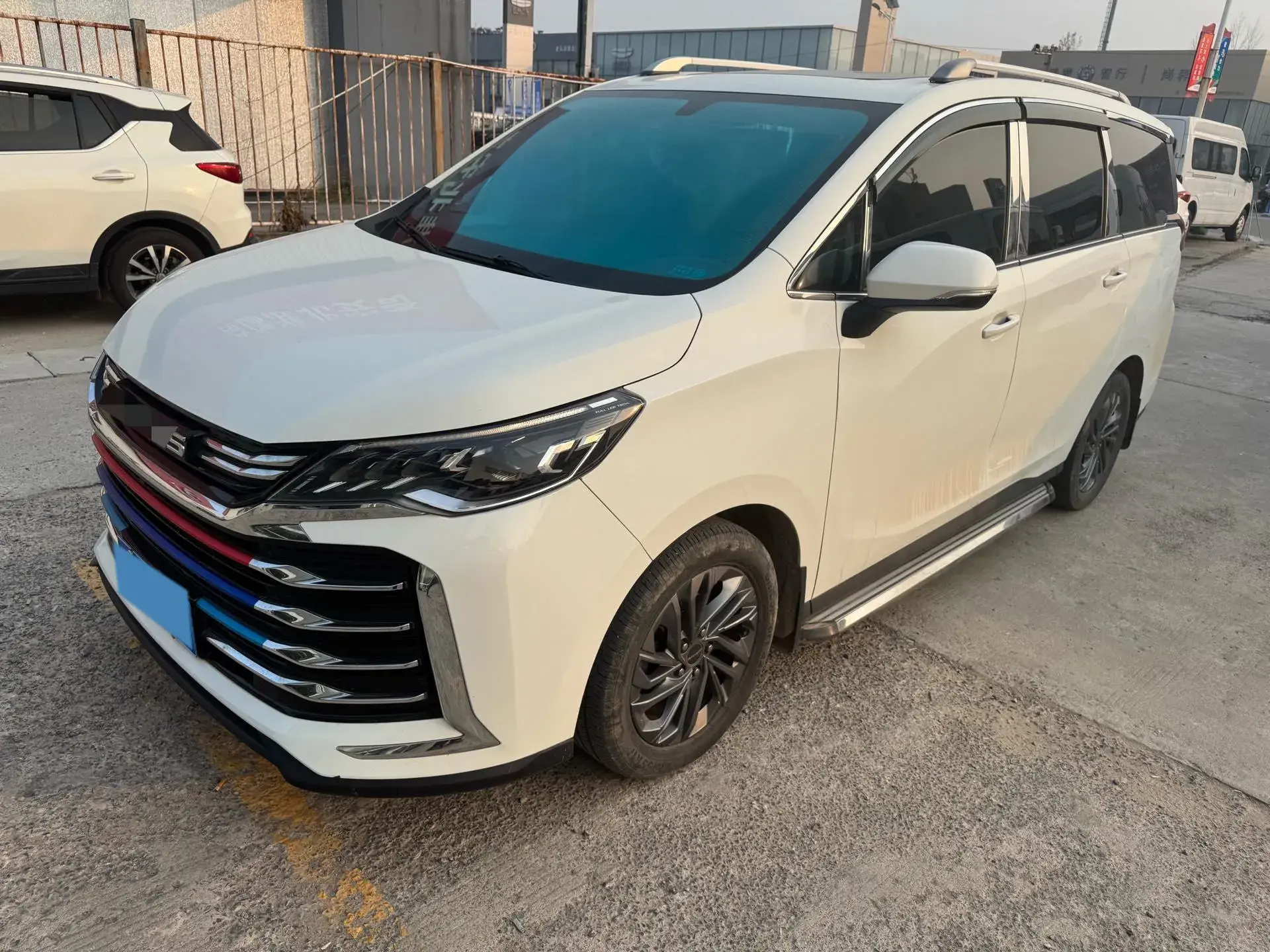 2021 MAXUS G50 view 1