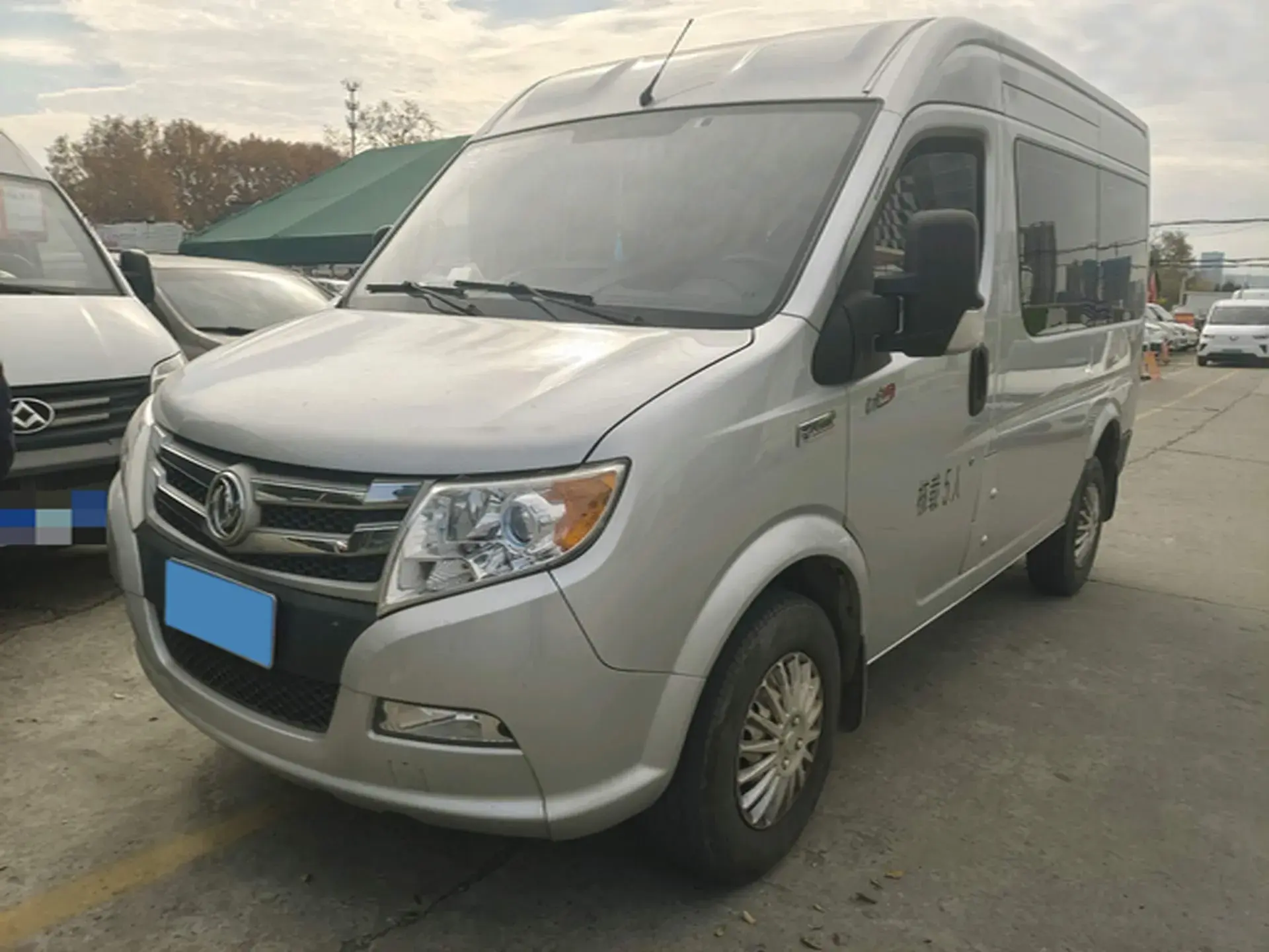 2018 DONGFENG DFAC view 1