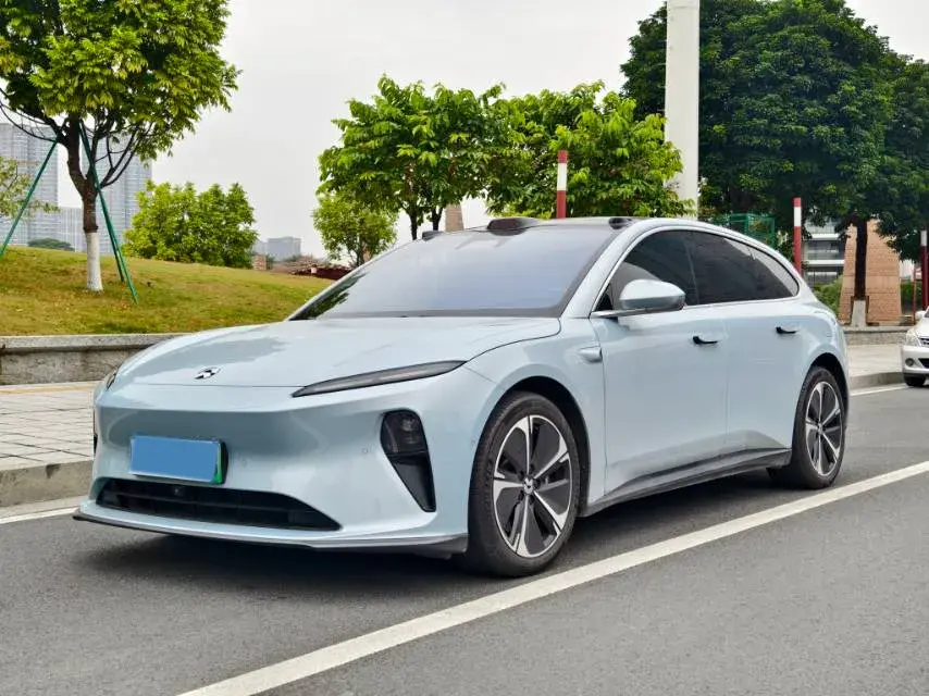 2023 NIO ET5T BEV 75KWH