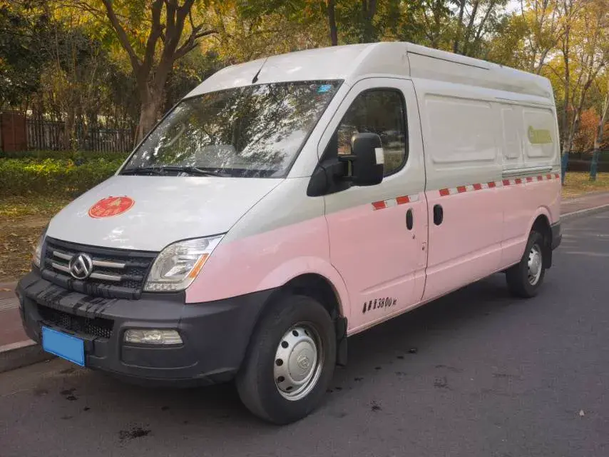 2021 MAXUS XinTu V80 2.0T 127HP L4 6MT