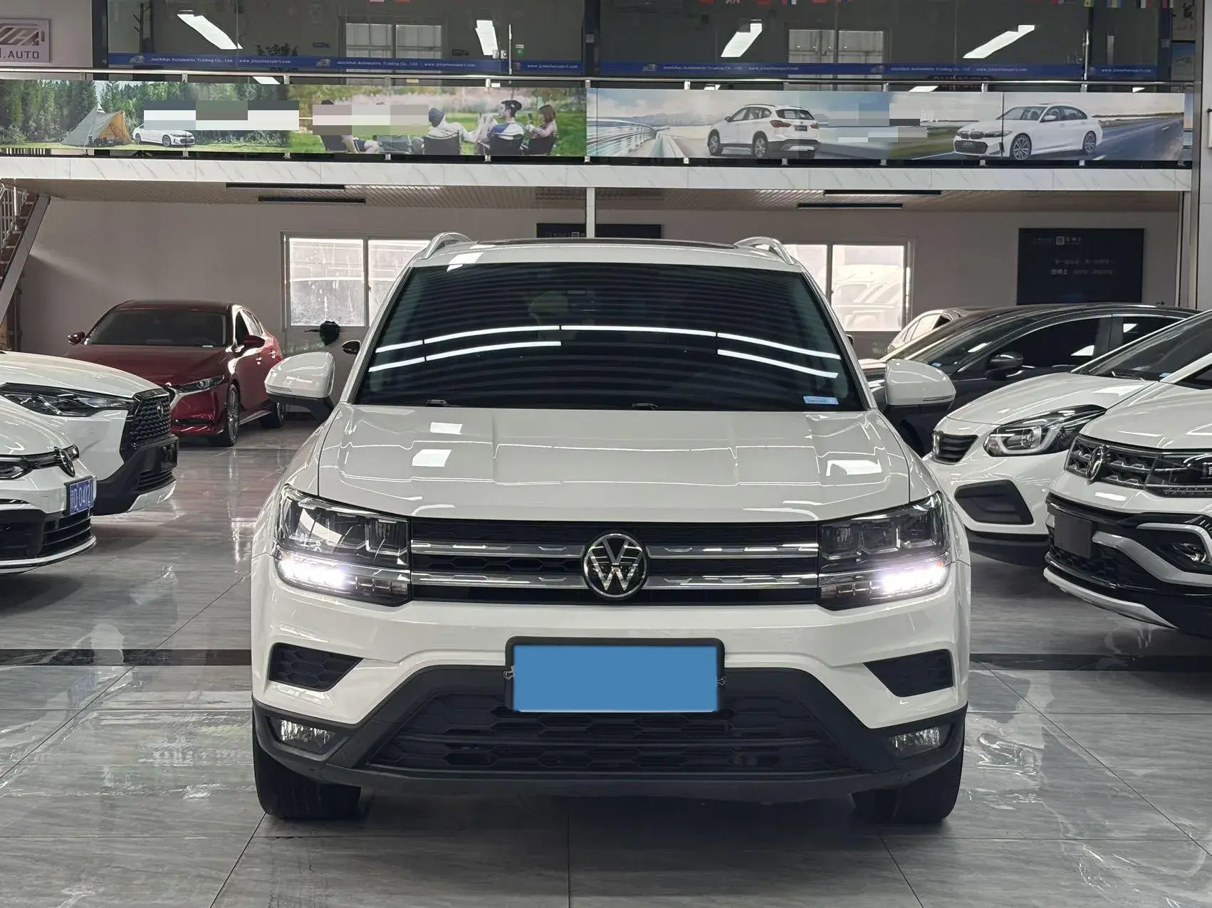 2022 VOLKSWAGEN THARU thumbnail 2