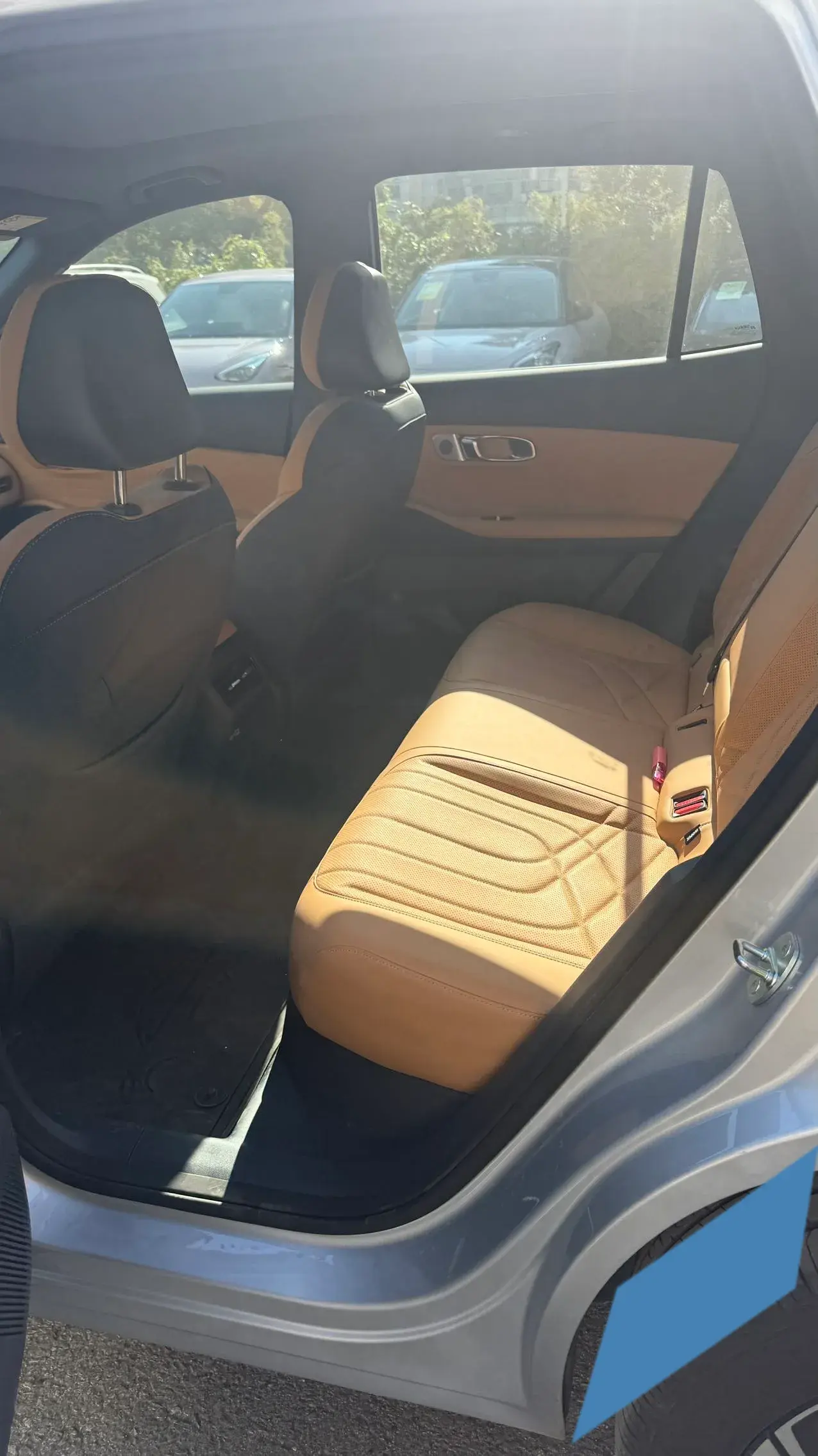 2025 BYD SEA thumbnail 3