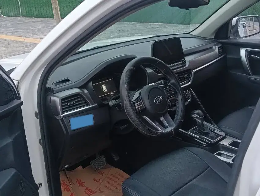 2018 KIA SPORTAGE thumbnail 4