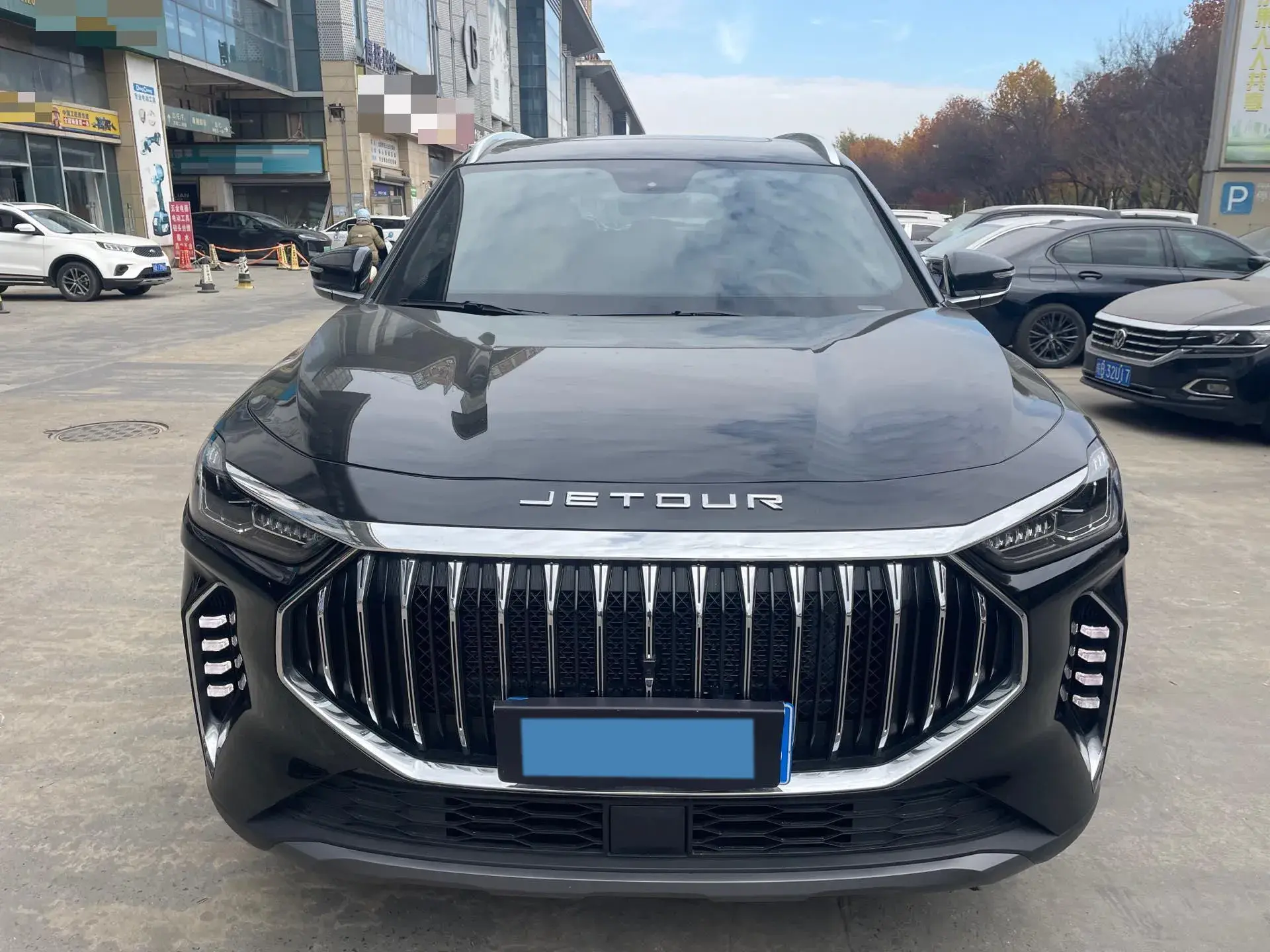 2023 JETOUR X70 thumbnail 2