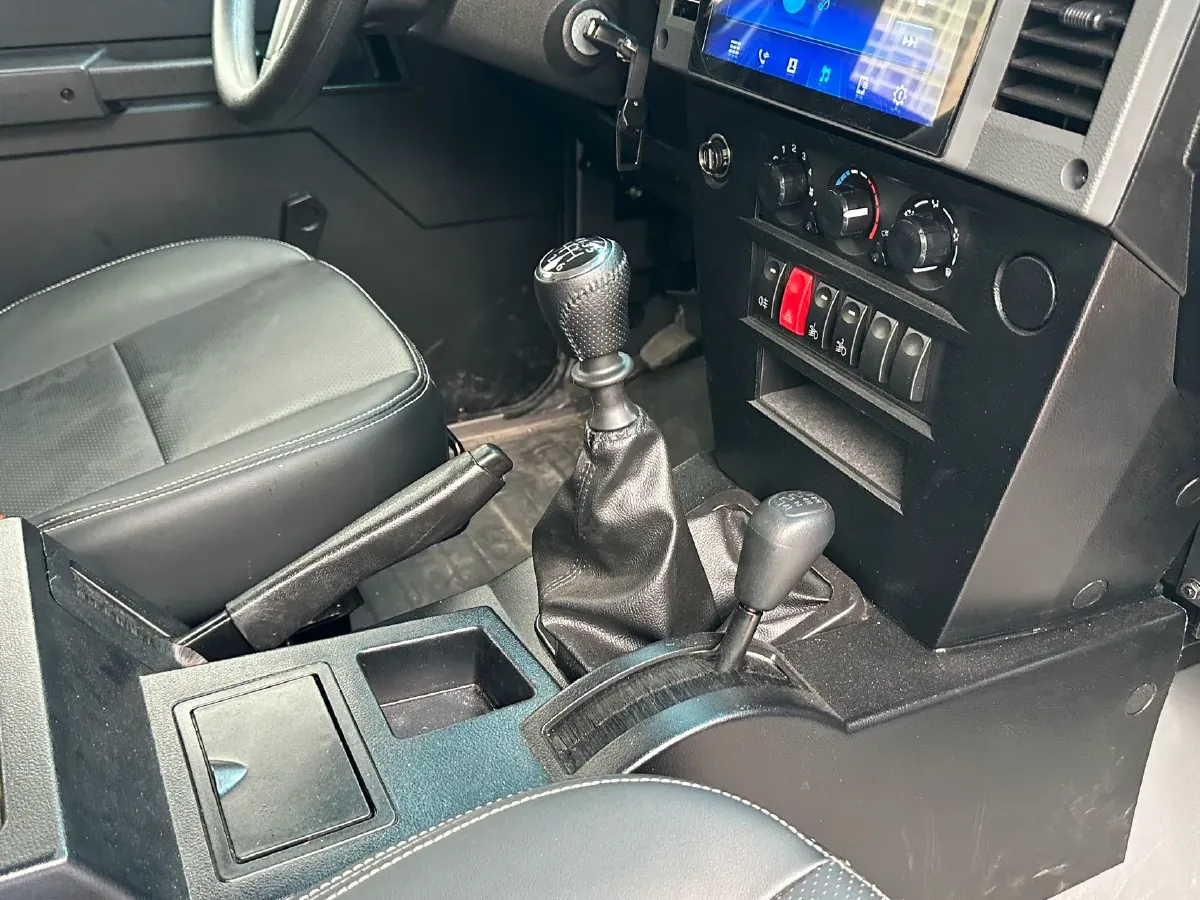 2023 BAW 212 2.4T 211HP L4 6MT,autocango,china used car exporter,china ev exporter,chinese used car exporter,chinese used ev exporter