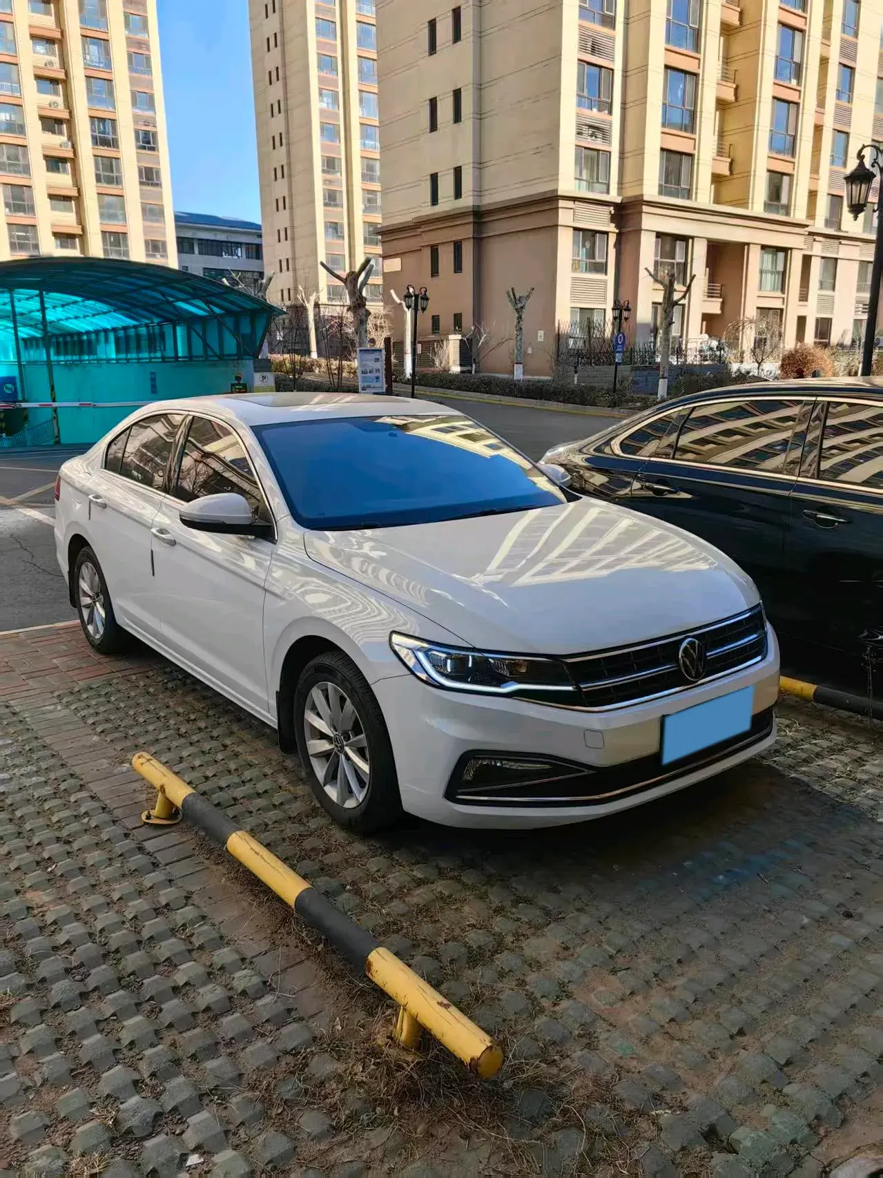 2021 VOLKSWAGEN BORA thumbnail 2